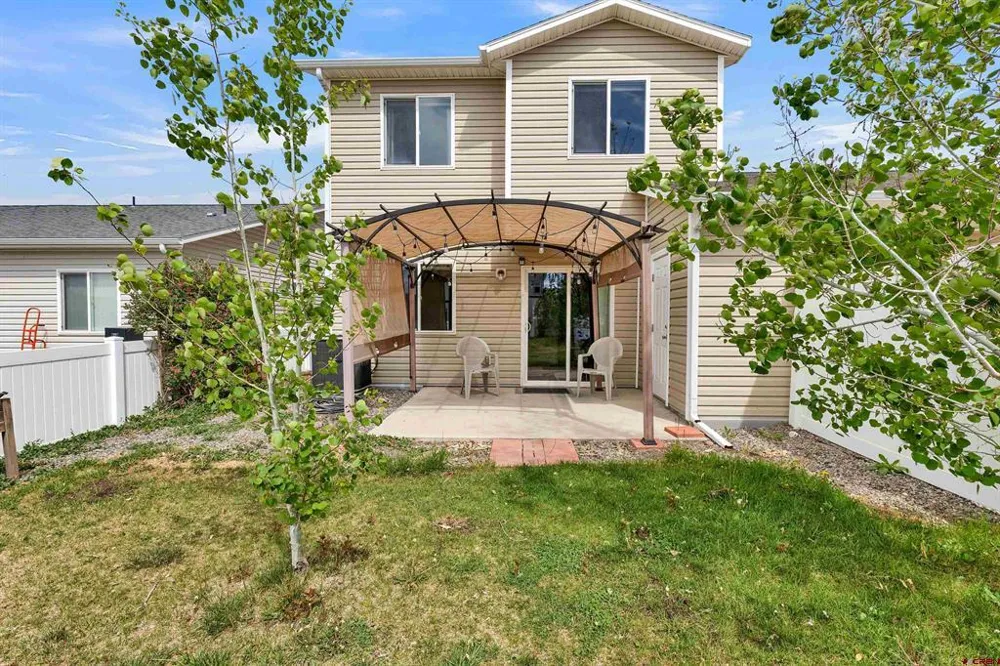 421 Indiangrass Loop Montrose, CO 81403