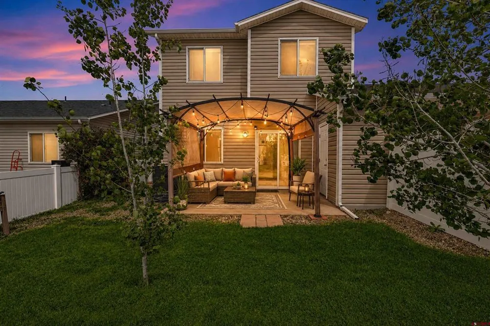 421 Indiangrass Loop Montrose, CO 81403