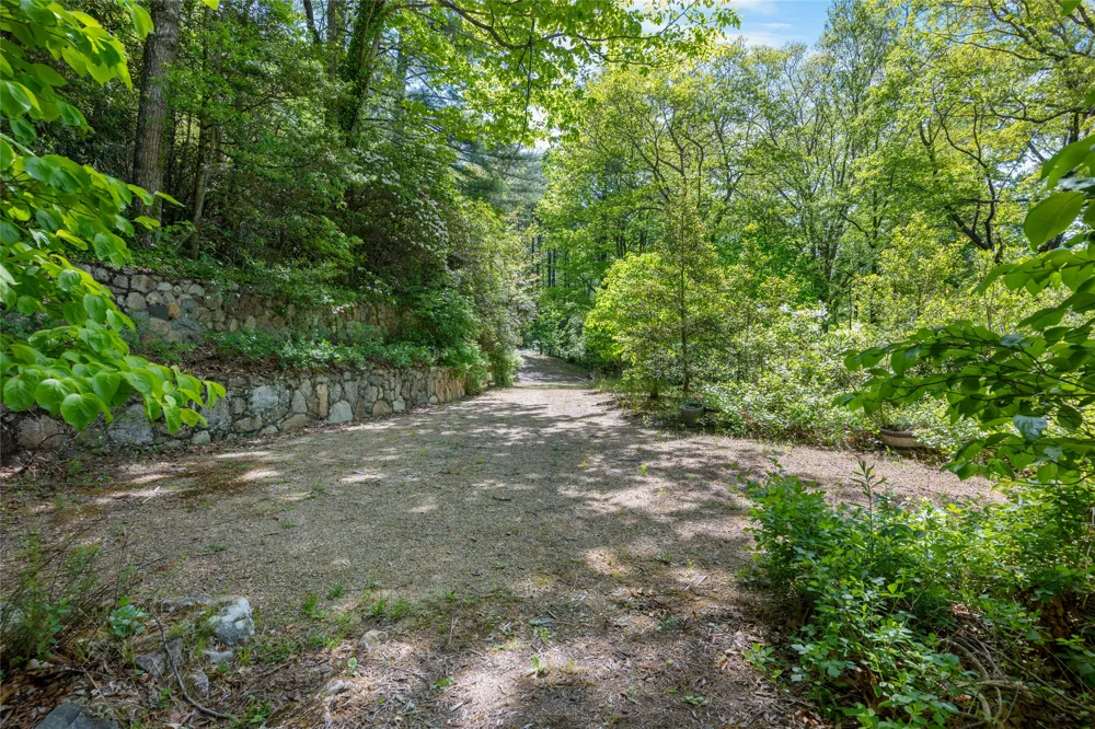 1923 Cold Mountain Road Lake Toxaway, NC 28747