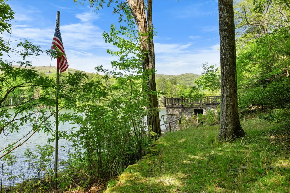 1923 Cold Mountain Road Lake Toxaway, NC 28747