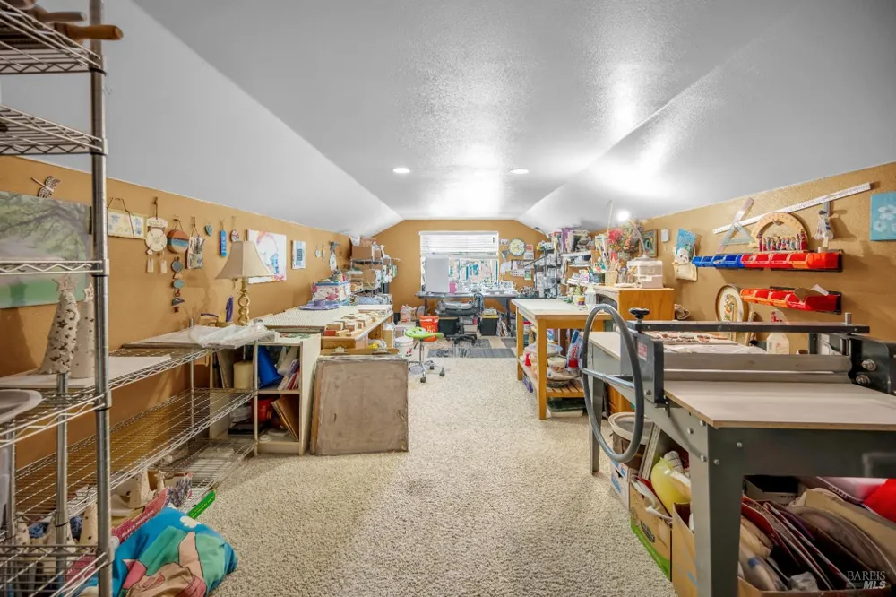 3970 Canyon Road Willits, CA 95490