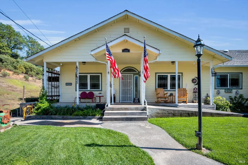 3970 Canyon Road Willits, CA 95490