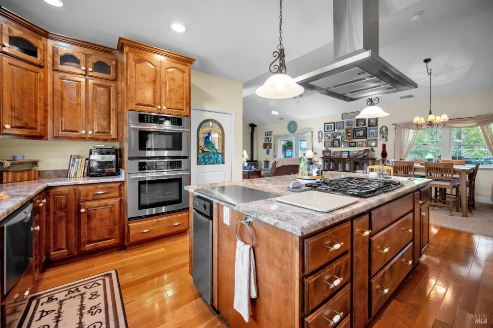 3970 Canyon Road Willits, CA 95490