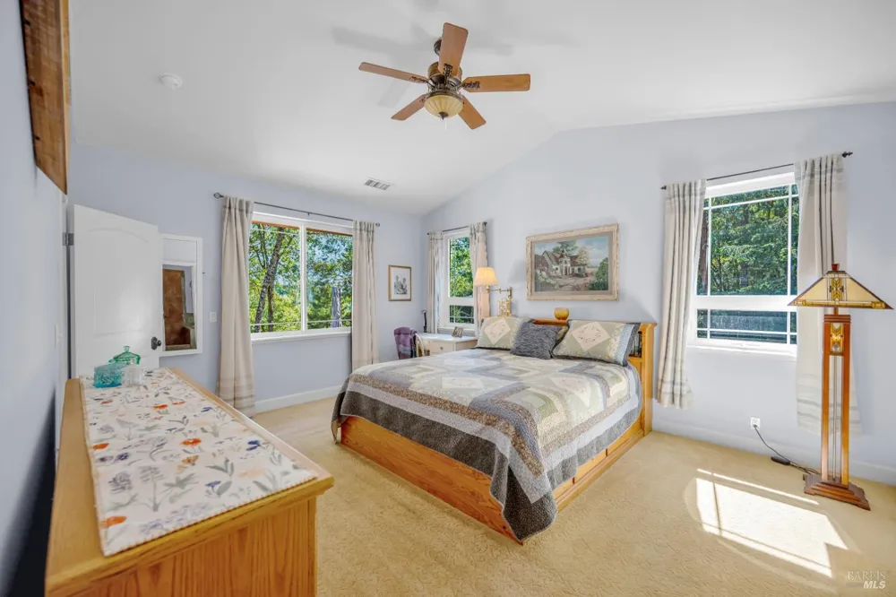 3970 Canyon Road Willits, CA 95490