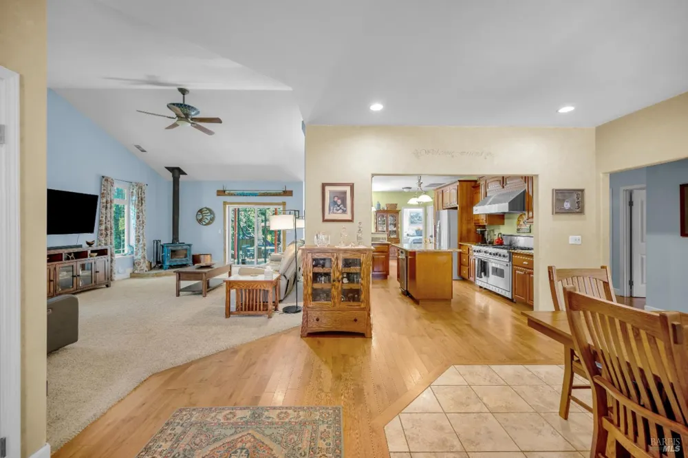 3970 Canyon Road Willits, CA 95490