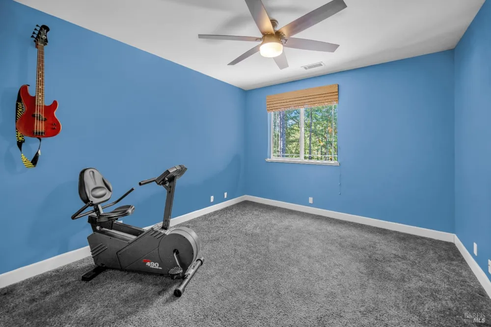 3970 Canyon Road Willits, CA 95490