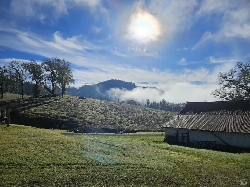 3970 Canyon Road Willits, CA 95490