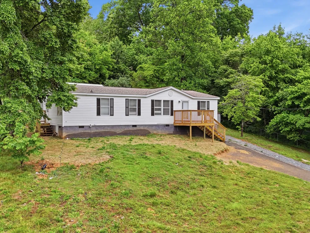 1301 River Road Decatur, TN 37322