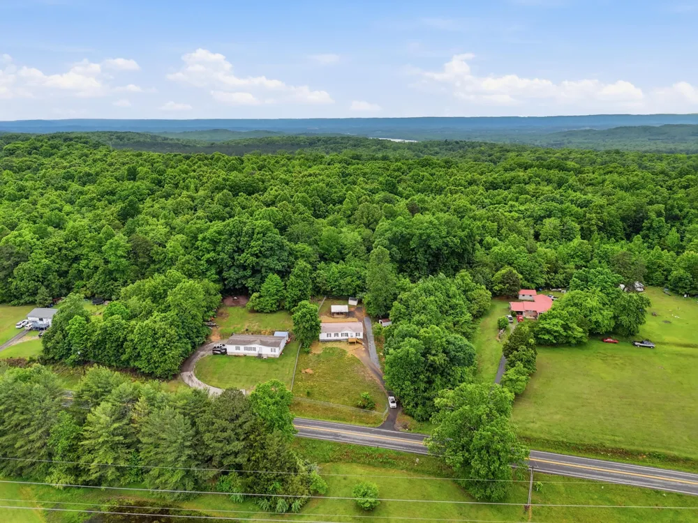1301 River Road Decatur, TN 37322