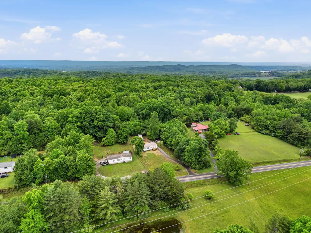 1301 River Road Decatur, TN 37322
