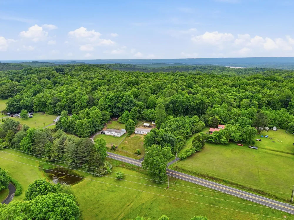 1301 River Road Decatur, TN 37322