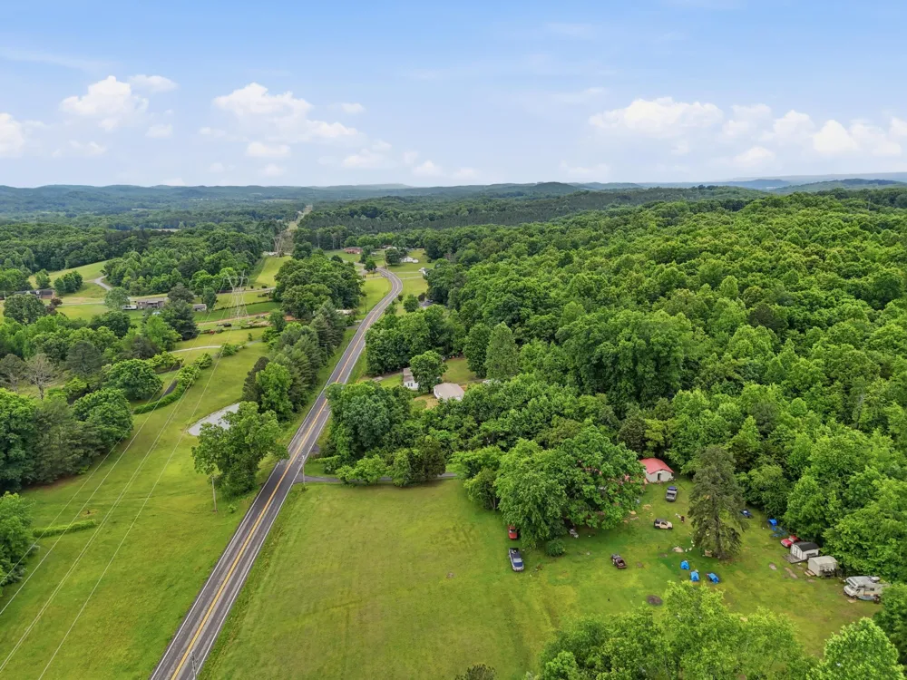 1301 River Road Decatur, TN 37322