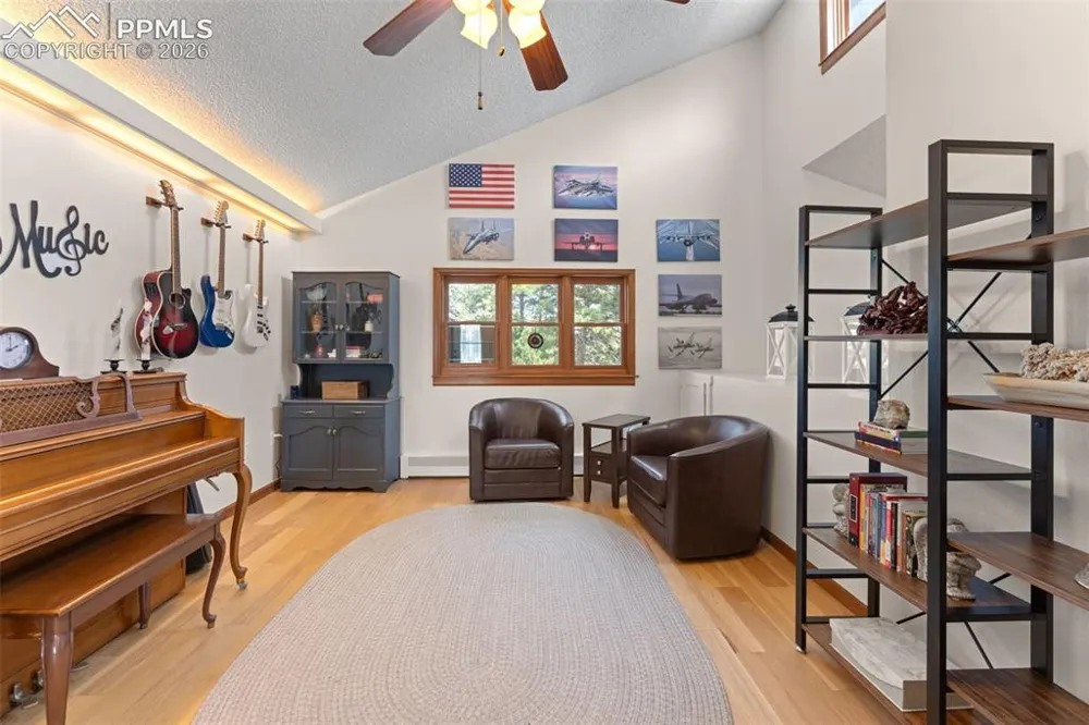 1851 Buttercup Road Elizabeth, CO 80107