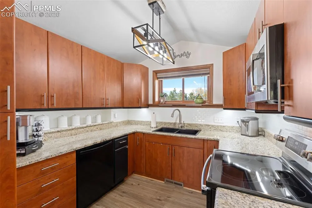 1851 Buttercup Road Elizabeth, CO 80107
