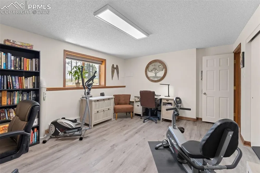1851 Buttercup Road Elizabeth, CO 80107