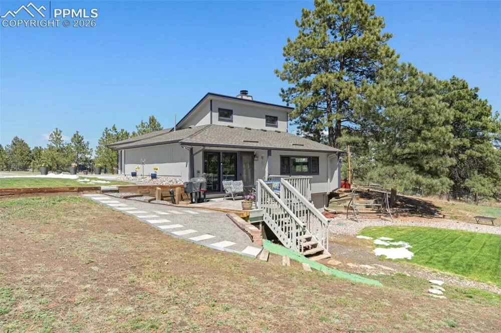 1851 Buttercup Road Elizabeth, CO 80107