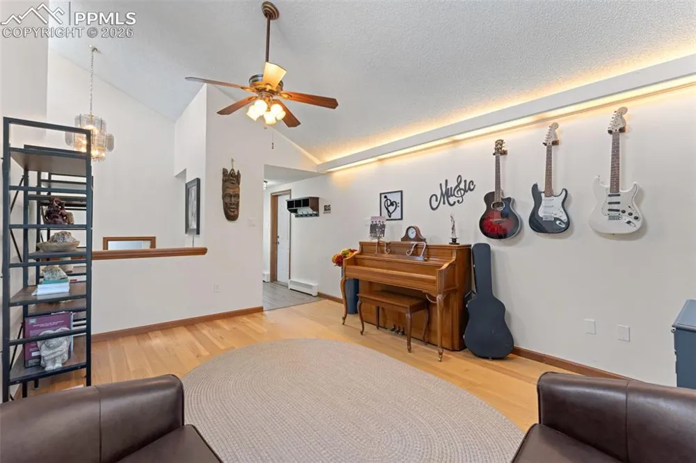 1851 Buttercup Road Elizabeth, CO 80107