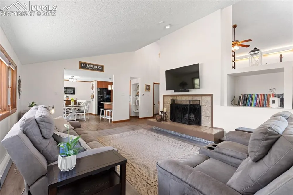 1851 Buttercup Road Elizabeth, CO 80107