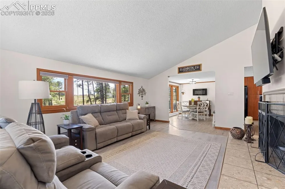 1851 Buttercup Road Elizabeth, CO 80107