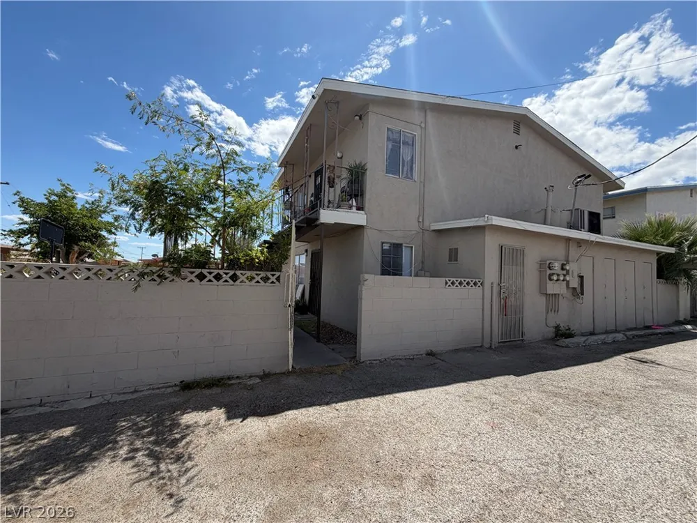 5032 Pebble Beach Boulevard Las Vegas, NV 89108