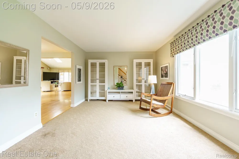 9243 Sherwood Drive Springfield Charter Township, MI 48350