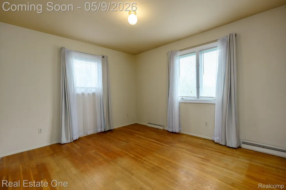 9243 Sherwood Drive Springfield Charter Township, MI 48350