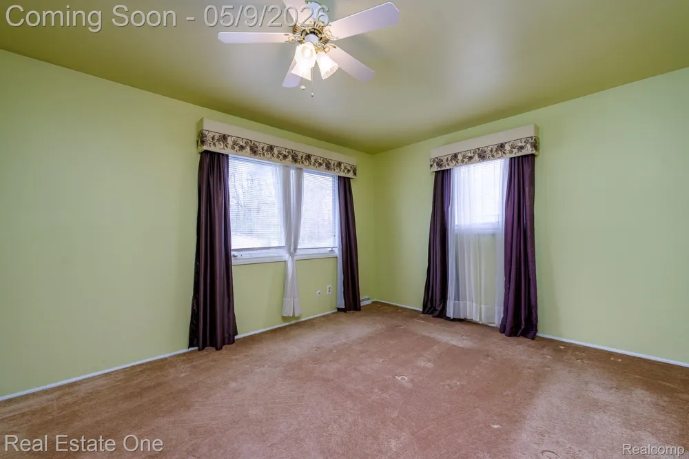 9243 Sherwood Drive Springfield Charter Township, MI 48350