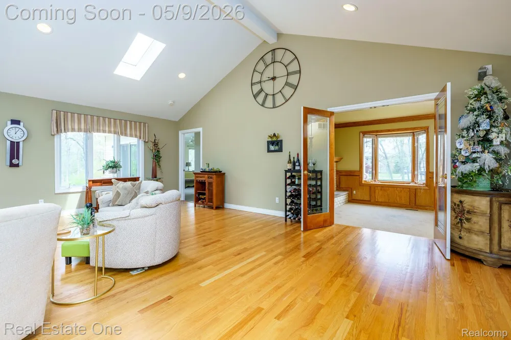 9243 Sherwood Drive Springfield Charter Township, MI 48350
