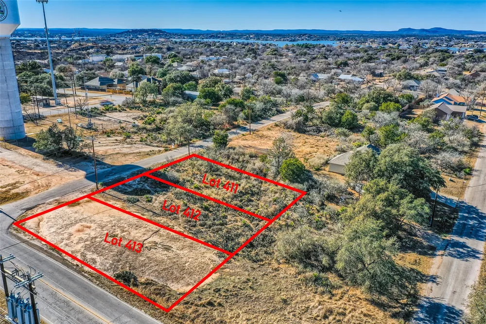 412 E Sweetbriar Drive Granite Shoals, TX 78654