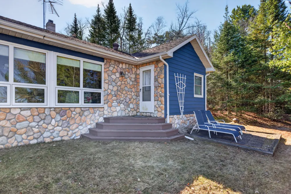 22705 Deep Woods Lane Nevis, MN 56467