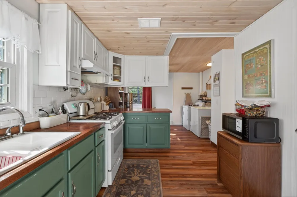 22705 Deep Woods Lane Nevis, MN 56467