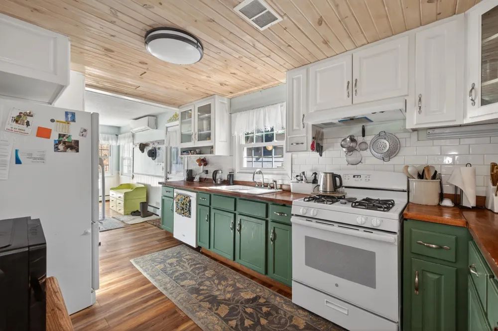 22705 Deep Woods Lane Nevis, MN 56467