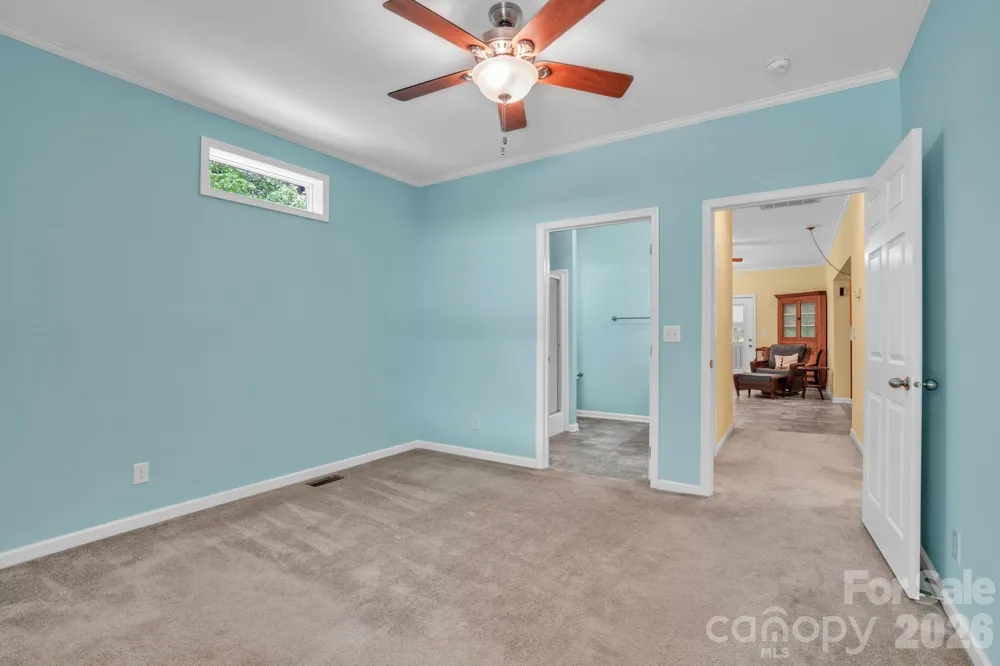 189 Friendly Circle Saluda, NC 28773