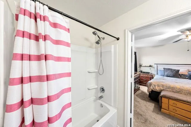 15244 Sleepy River Way Von Ormy, TX 78073