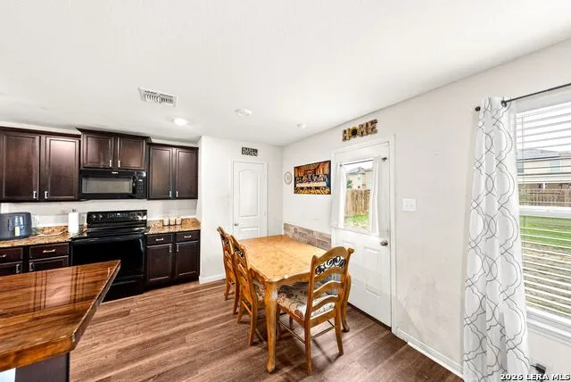15244 Sleepy River Way Von Ormy, TX 78073