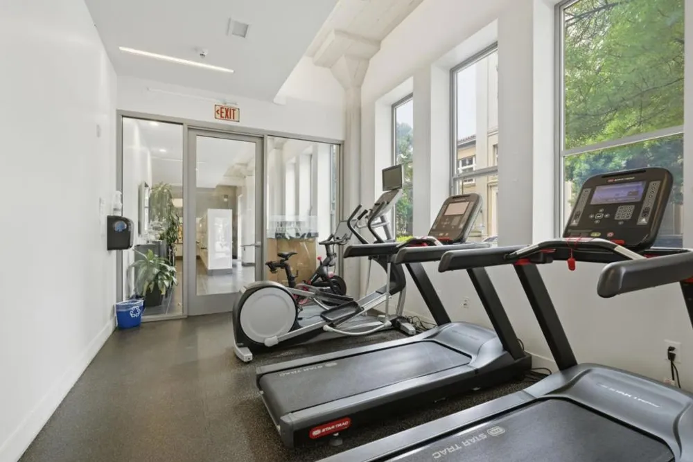 1001 46th Street #212 Emeryville, CA 94608