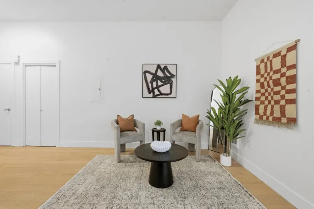 1001 46th Street #212 Emeryville, CA 94608