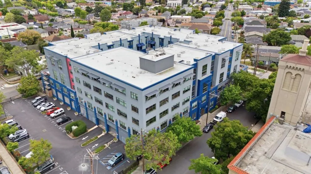 1001 46th Street #212 Emeryville, CA 94608