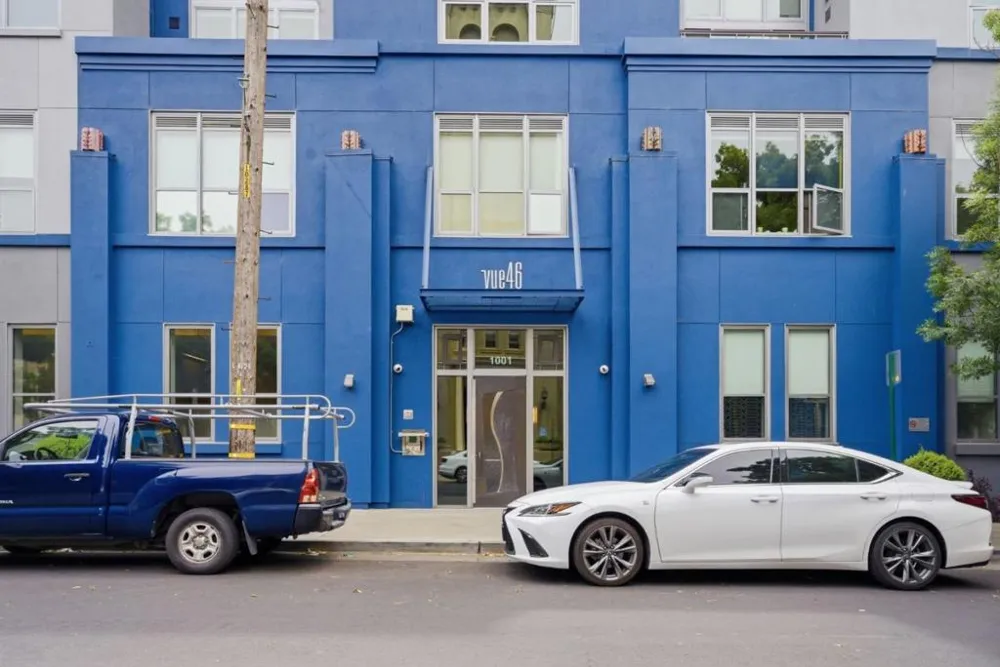 1001 46th Street #212 Emeryville, CA 94608