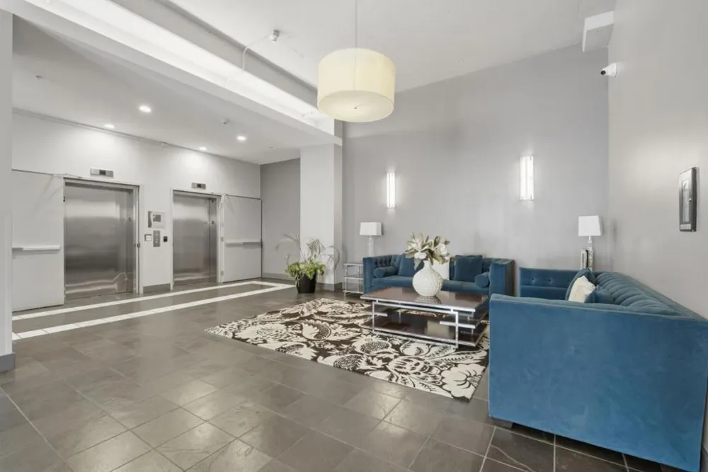 1001 46th Street #212 Emeryville, CA 94608