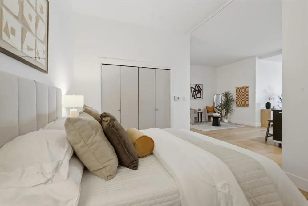 1001 46th Street #212 Emeryville, CA 94608