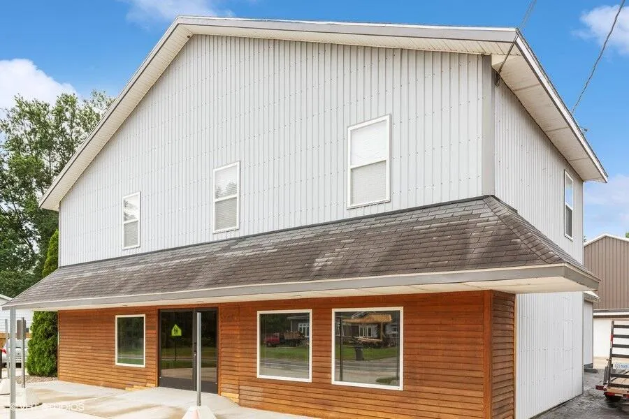 15320 Three Oaks Road Three Oaks, MI 49128
