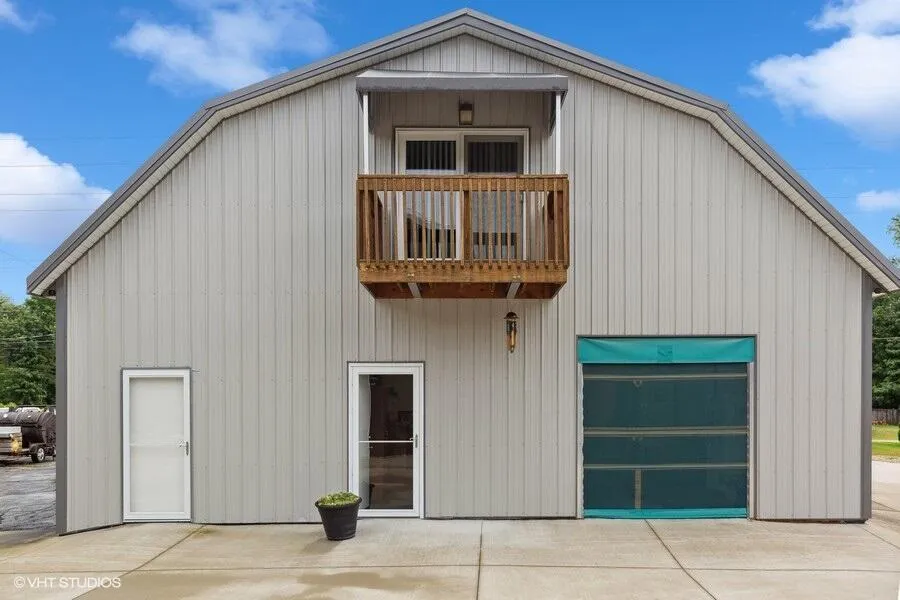 15320 Three Oaks Road Three Oaks, MI 49128
