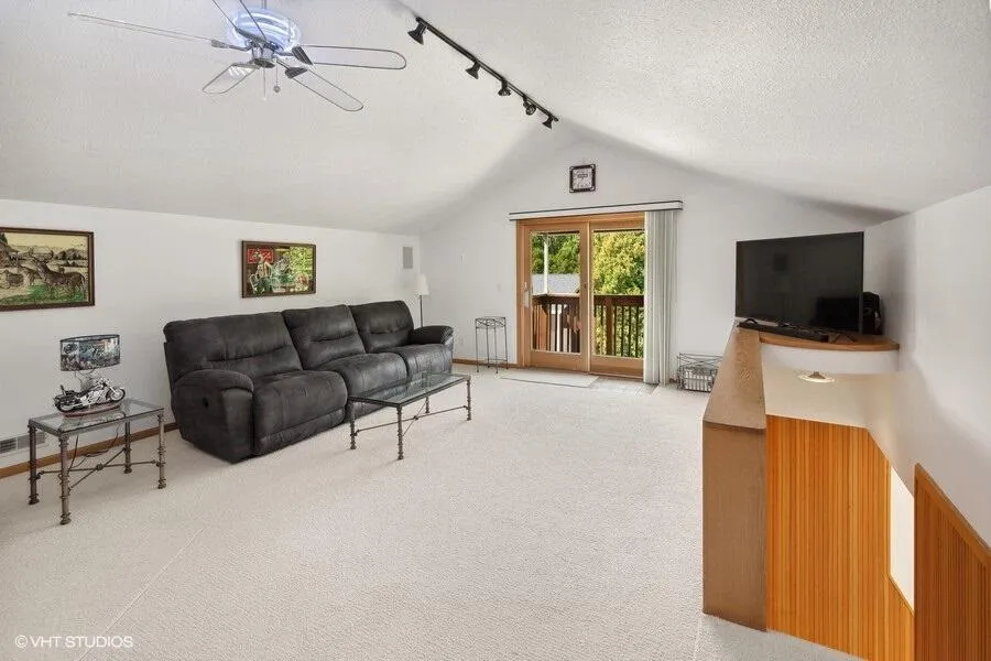 15320 Three Oaks Road Three Oaks, MI 49128