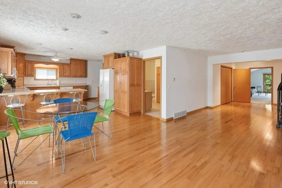 15320 Three Oaks Road Three Oaks, MI 49128