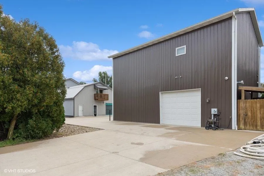 15320 Three Oaks Road Three Oaks, MI 49128
