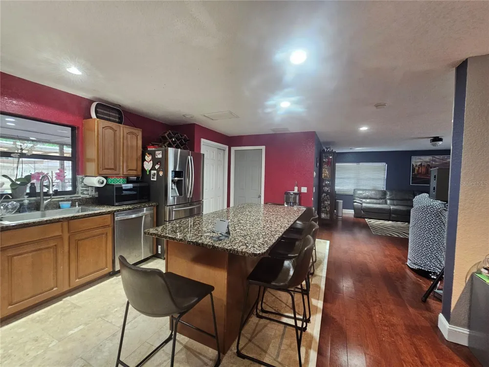 204 JENNY WAY Lakeland, FL 33809
