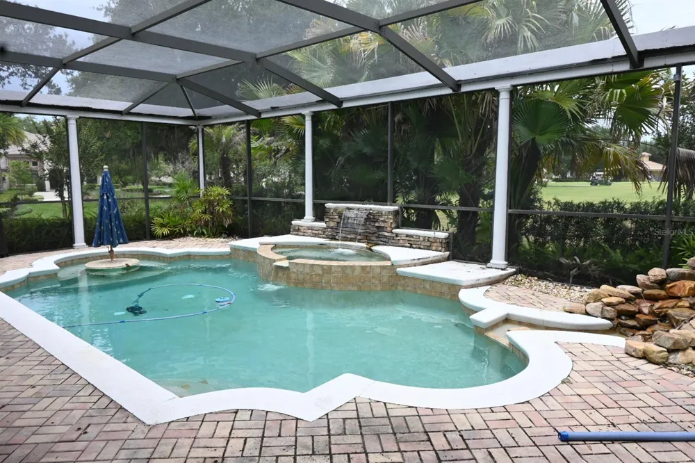 8122 WHITFORD COURT Windermere, FL 34786
