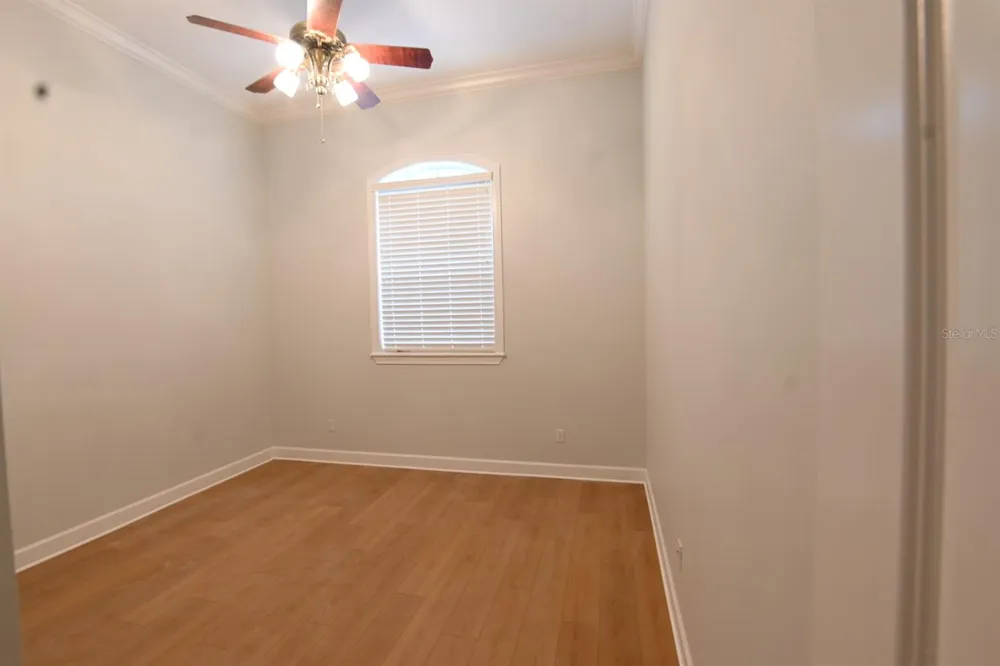8122 WHITFORD COURT Windermere, FL 34786