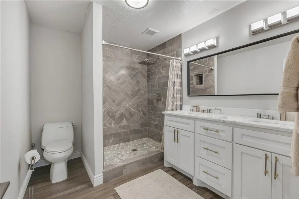 3508 Dick Barnes Loop Bedias, TX 77831